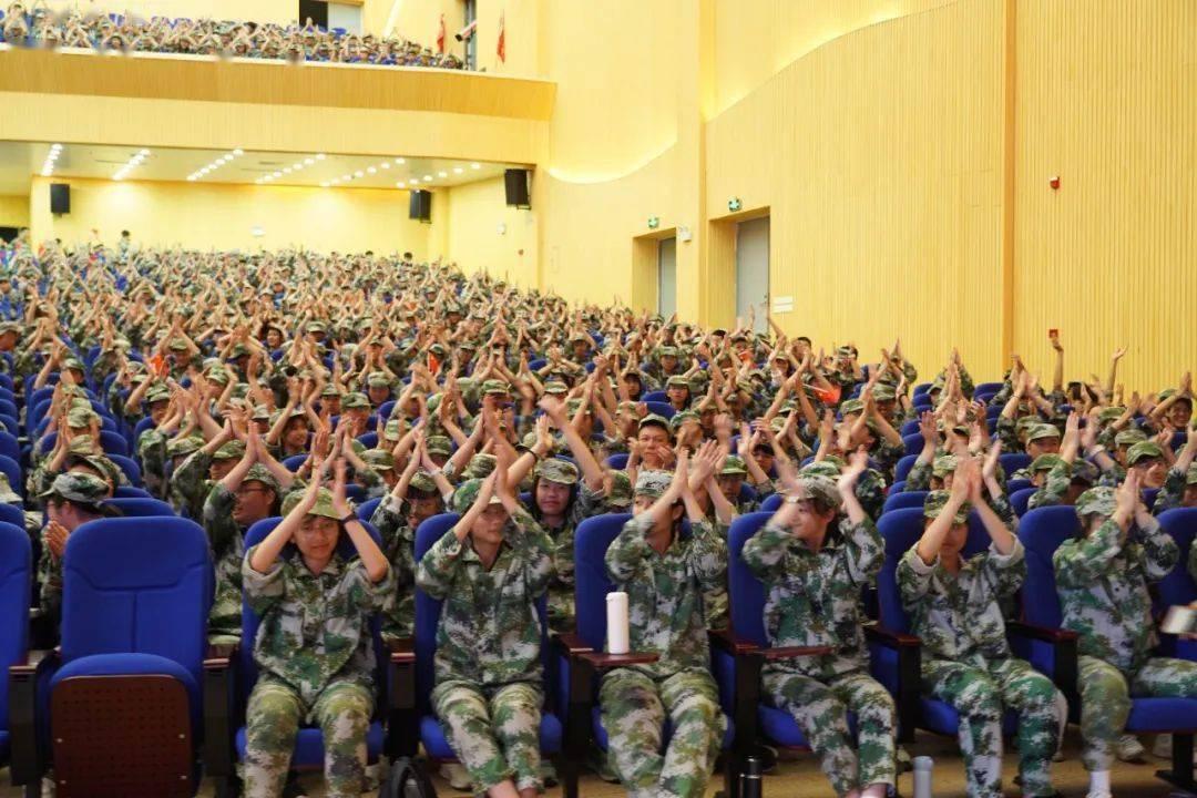 好看又实用的穿搭技巧你知道几种呢?-热门社区讨论平台